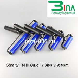 Con lăn dính bụi phòng sạch màu xanh