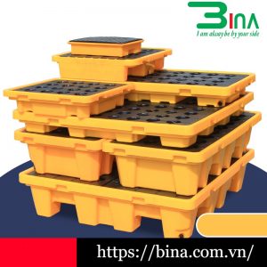 Pallet nhựa màu vàng